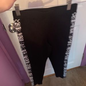 Pattern crop leggings